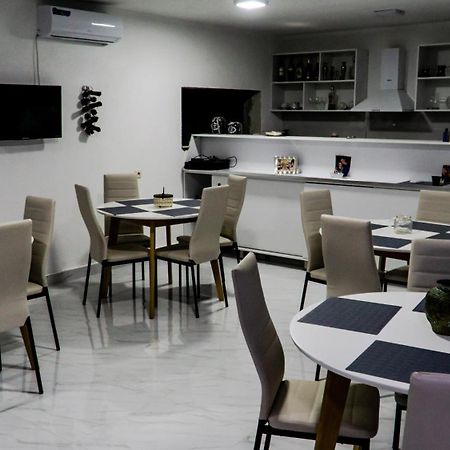 Hotel New House Kobuleti Exterior foto