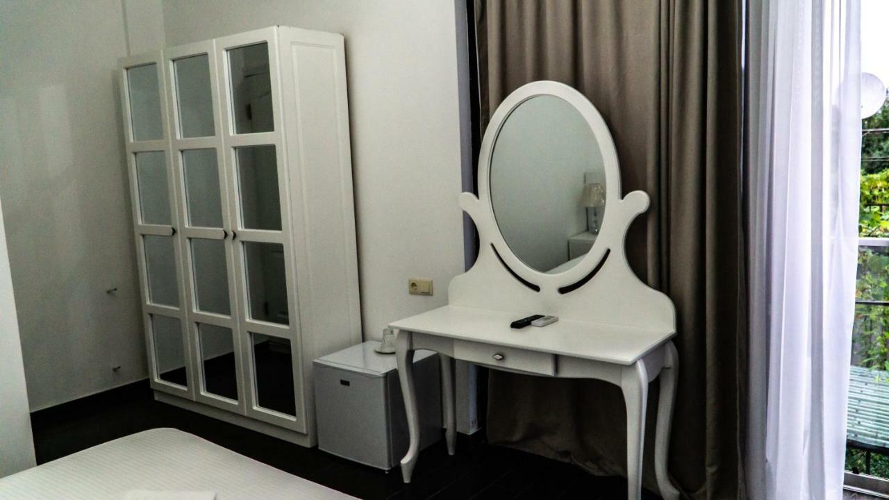 Hotel New House Kobuleti Exterior foto